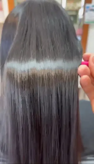 あや/くせ毛美容師 による縮毛矯正のヘアスタイル