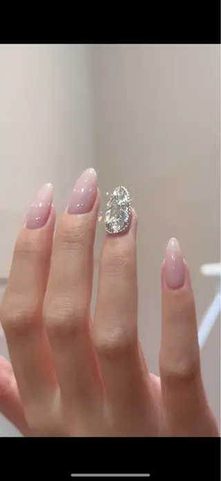 セミロング LORAN juriのネイルデザイン