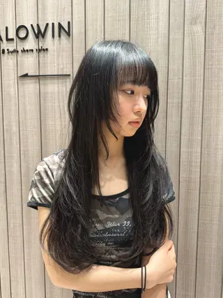 ロング カラー ヘアアレンジ SALOWIN京都河原町Suite店所属・外国人風レイヤー/ ハイトーンSHUのヘアスタイル