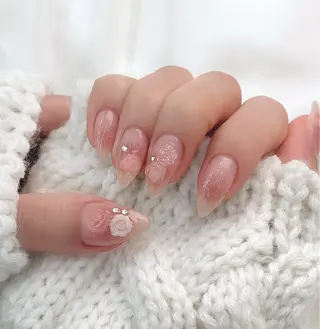 ネイル Lyna 池袋のネイルデザイン