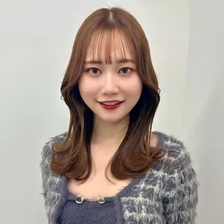 ミディアム カラー ブリーチなし/レイヤ ー特化🌈Tommyのヘアスタイル