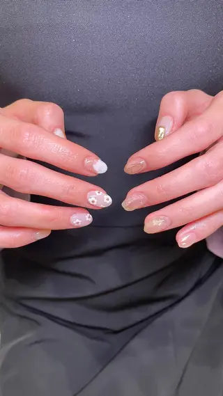 ネイル 楢本 彩耶のネイルデザイン