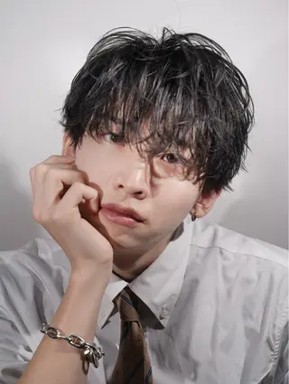 ショート カラー パーマ メンズ MEN'S salon HYPE 三宮メンズカット/眉毛ワックス/【メンズサロン　ハイプサンノミヤ】所属・本日空あり三宮駅1分 メンズサロンハイプのヘアスタイル