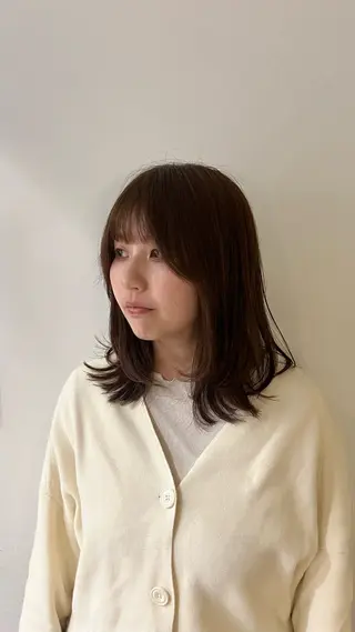 ミディアム 三宅 凜佳のヘアスタイル