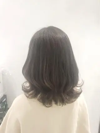 カラー やなせ かすみのヘアスタイル