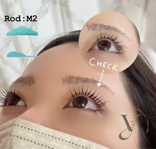 マツエク・マツパ 𝐧𝐞𝐨𝐧新宿 ❤️𝐀𝐲𝐚のマツエク・マツパデザイン