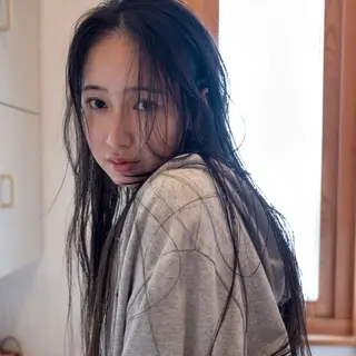 ロング メンズハイトーン/栄 /イトウタケルのヘアスタイル