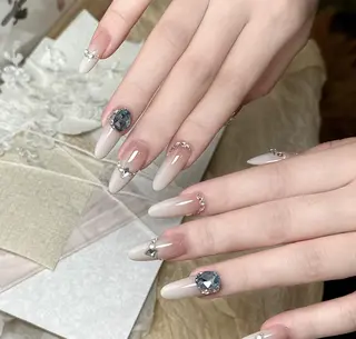 ネイル 💫 Tsuki_Nailのネイルデザイン