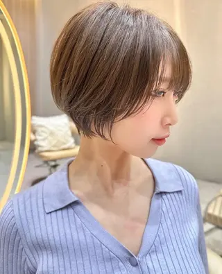 ショート 夏目唯衣/透明感 /艶カラーのヘアスタイル