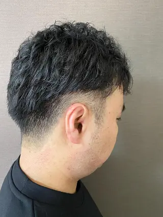 ショート パーマ glosstokyo所属・縮毛矯正技師須藤玲人 髪質改善師ゴトウのヘアスタイル