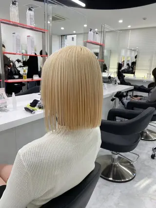 カラー 柔らか🪽うる艶 🎀ブリーチカラーのヘアスタイル