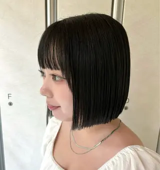 ショート Iris by artina 武蔵小杉店【イリス バイ アルティナ】所属・🎼レイヤー/顔周り カット/nene♬のヘアスタイル