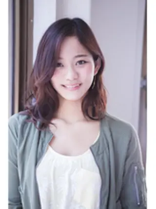 ミディアム 鶴田 連のヘアスタイル