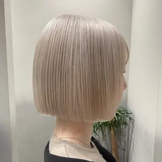 ショート カラー ✨ブリーチ支持No1 複雑履歴修正/舘岡のヘアスタイル