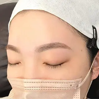 アイブロウ 脱毛×アイラッシュCeriseLaLa所属・まつげ＆アイブロウ スリーズララ🍒のマツエク・マツパデザイン