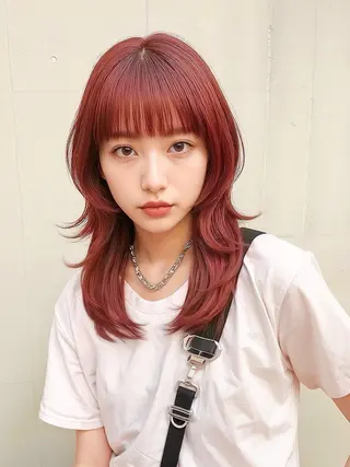 セミロング カラー 🌈派手髪ハイトーン 🌈鈴木亮太🌈のヘアスタイル