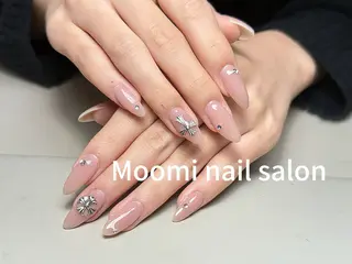 ネイル Moomi nail salonのネイルデザイン