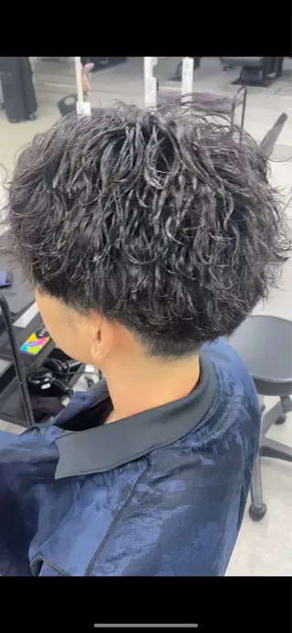 ショート カラー パーマ 福井祥太／海外風 /プードルパーマのヘアスタイル