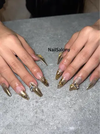 ネイル Nail Salon yのネイルデザイン