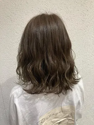 ミディアム カラー 💎髪質改善💎 西森千夏のヘアスタイル