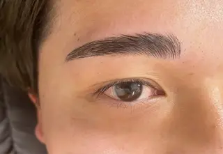 アイブロウ KAMUI所属・アシスタント スタイリストのマツエク・マツパデザイン