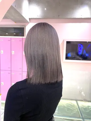 ミディアム カラー 美優🦕ツヤ髪 /ハイトーン🩶のヘアスタイル