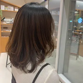ミディアム 下川 由貴のヘアスタイル