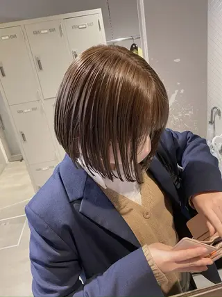 カラー 🏷ベージュの天才 赤み消しの方🙋🏻のヘアスタイル