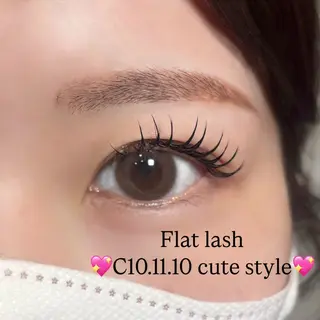 マツエク・マツパ 山本 恋乃香のヘアスタイル