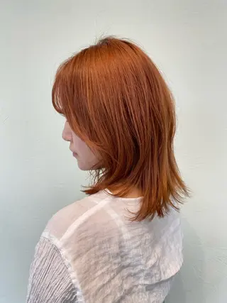 ミディアム ユウリ YURIのヘアスタイル