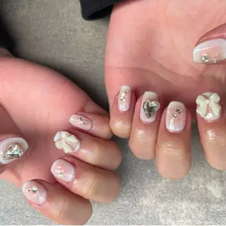 ネイル casita（カシータ）所属・thrush nailsのネイルデザイン