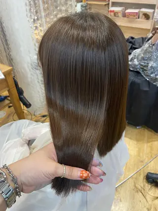 セミロング 遠藤沙也加 /レイヤーカットのヘアスタイル