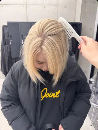 ショート カラー 和木坂 日美のヘアスタイル