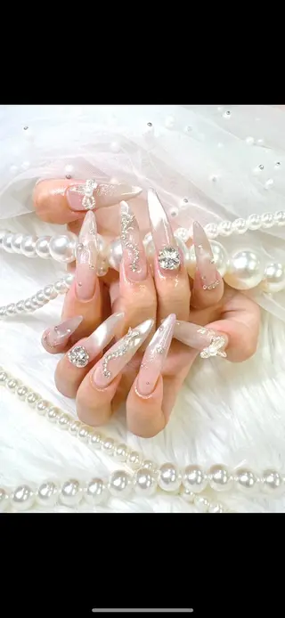 ネイル クイーンズネイル銀座所属・Queeens nailのネイルデザイン