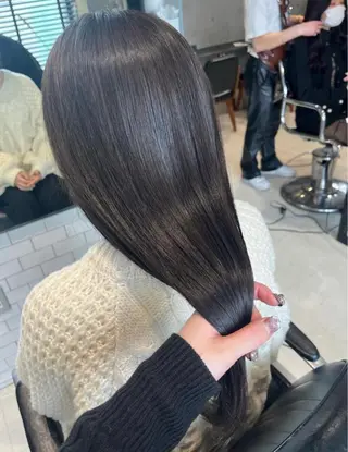 ロング カラー パーマ ヘアアレンジ 透明感/オリーブ/ グレージュ/YUKAのヘアスタイル