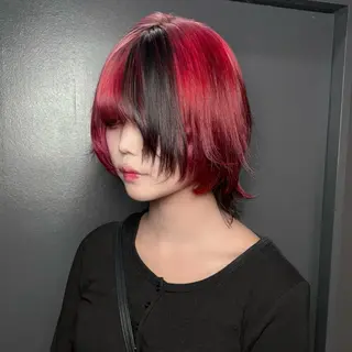 ショート カラー ★デザインカラー ハイトーン ももか★のヘアスタイル