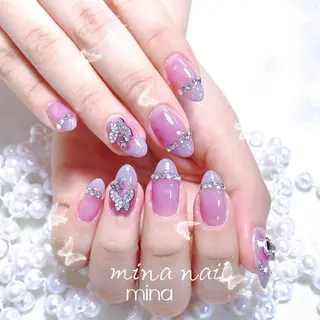 ネイル 🎀まゆ 🪽🐾のネイルデザイン