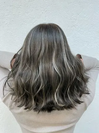 ミディアム カラー 🪽ハネエクステ🪽 羽エクステKENJIのヘアスタイル