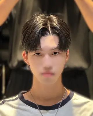 ショート パーマ メンズ YUKI🇰🇷 カルマ／ダウンパーマのヘアスタイル