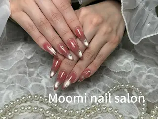 ミディアム Moomi nail salonのネイルデザイン