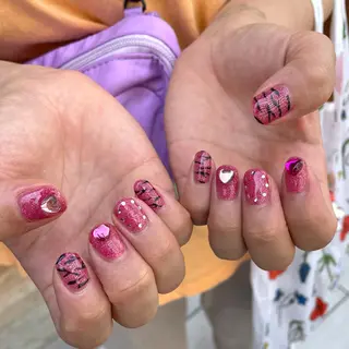 ネイル 新井 ひなののネイルデザイン