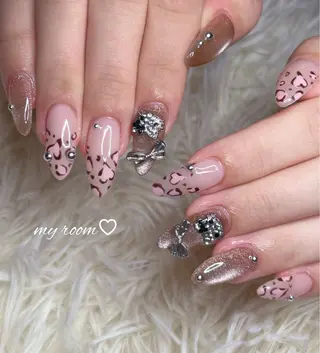 ネイル うるま市サロン Yuko Izawaのネイルデザイン