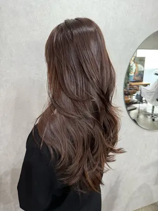 ロング カラー AIRI layer cut hairのヘアスタイル