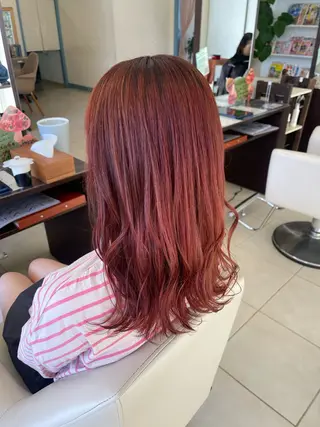 ロング カラー 吉田 真尋のヘアスタイル