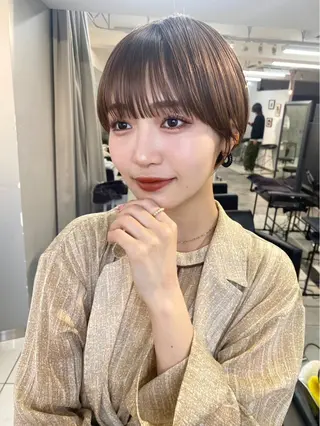 ショート レイヤー×ツヤカラー 渋谷/kougaのヘアスタイル