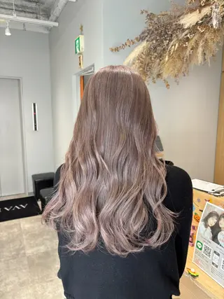 ロング 服部 真希のヘアスタイル