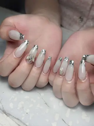 ネイル 💕鈴木ユリ パラジェル/オフ無料のネイルデザイン