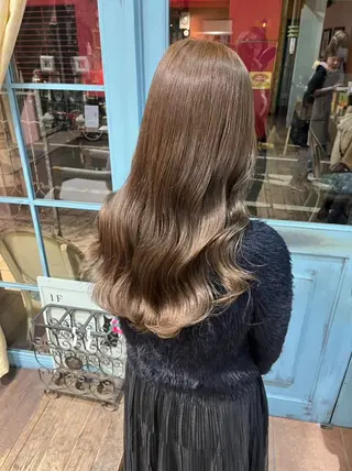 ロング Kanon 心斎橋美容室のヘアスタイル