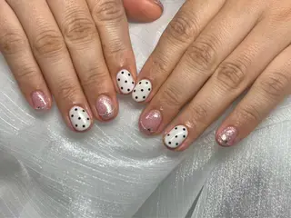 ネイル Kaka_ パラジェル、長さだしのネイルデザイン