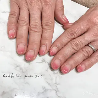 ネイル Hair salon Irie所属・與儀 知佳のネイルデザイン